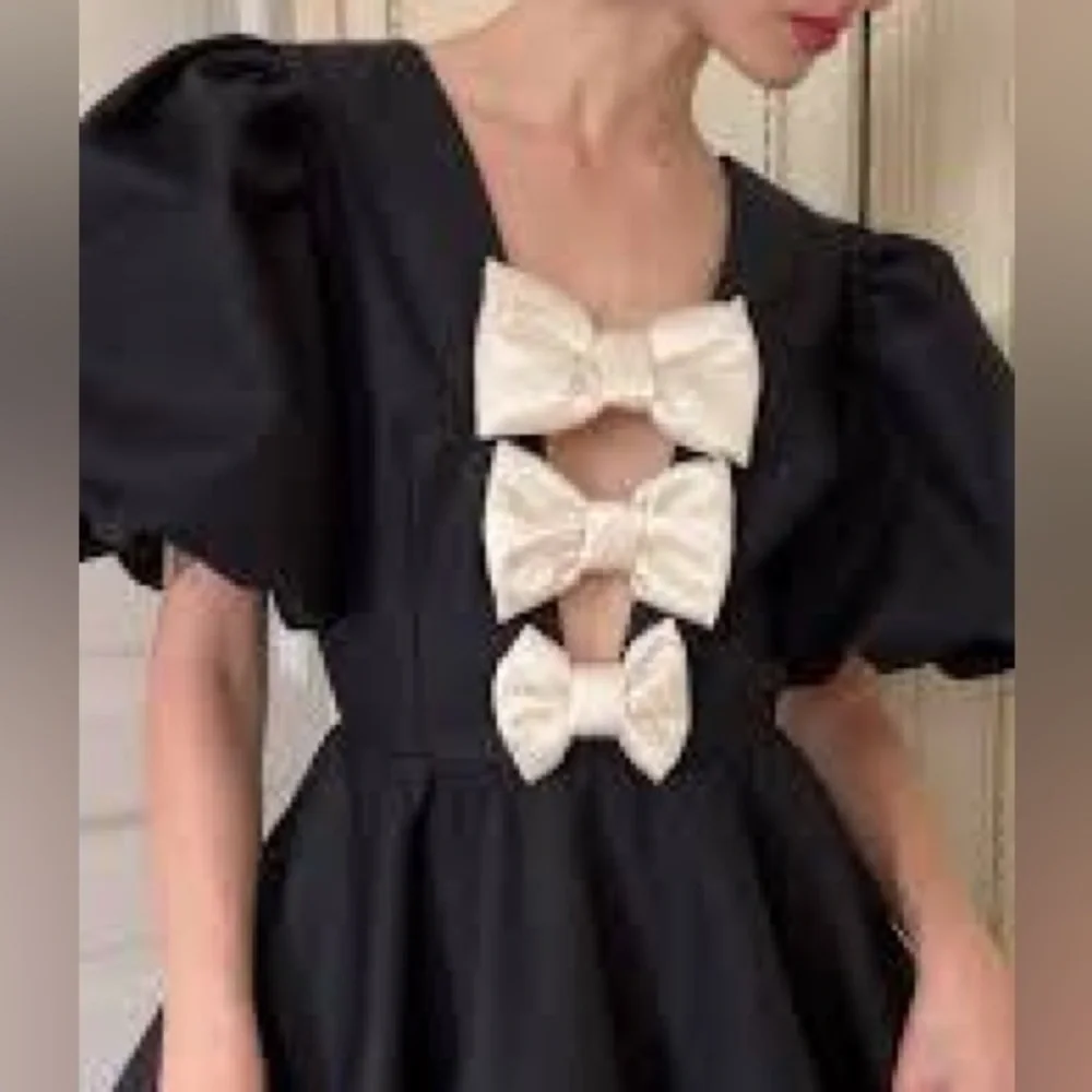 Dreamers Rebels Bow Dress Size M NWT